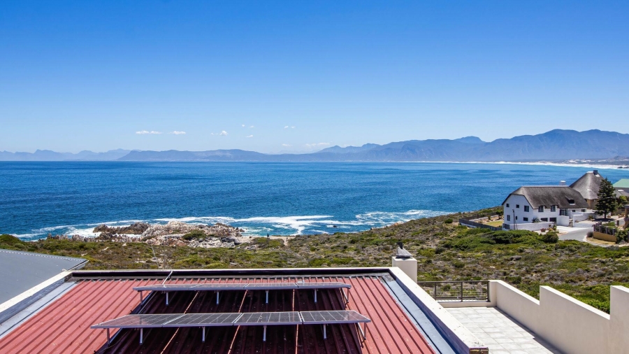 4 Bedroom Property for Sale in De Kelders Western Cape
